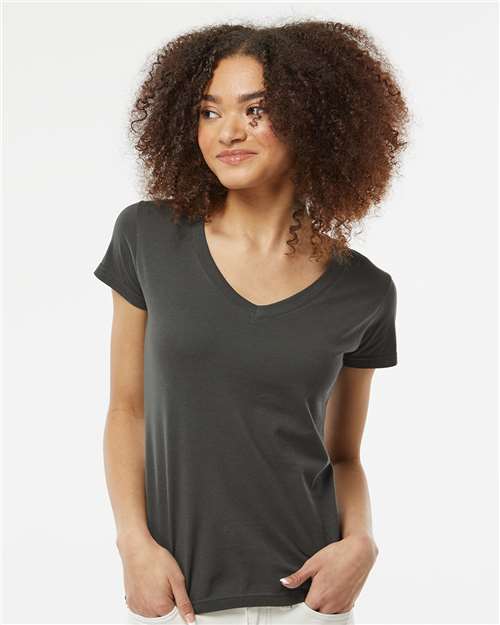 Tultex - Camiseta de jersey fino con cuello en V para mujer - 214