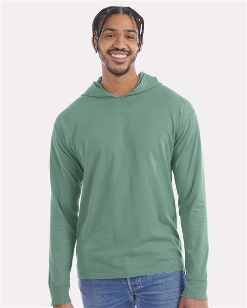 ComfortWash by Hanes - Camiseta unisex de manga larga con capucha y teñido en prenda - GDH280