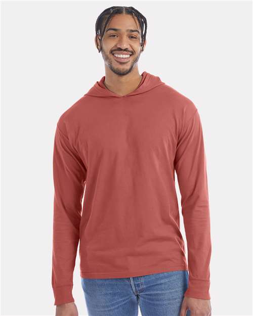 ComfortWash by Hanes - Camiseta unisex de manga larga con capucha y teñido en prenda - GDH280
