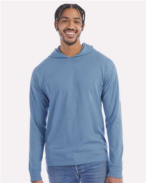 ComfortWash by Hanes - Camiseta unisex de manga larga con capucha y teñido en prenda - GDH280