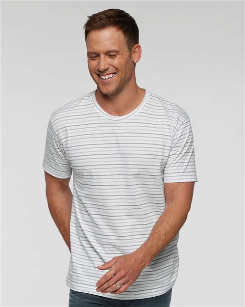 LAT - Unisex Fine Jersey Tee - 6901