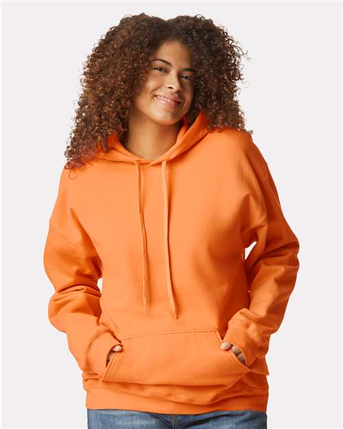 Gildan - Unisex Softstyle® Midweight Hooded Sweatshirt - SF500
