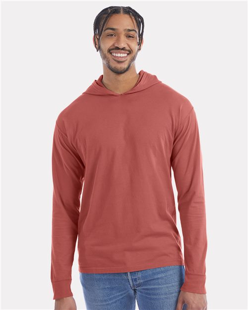 ComfortWash by Hanes - Camiseta unisex de manga larga con capucha y teñido en prenda - GDH280