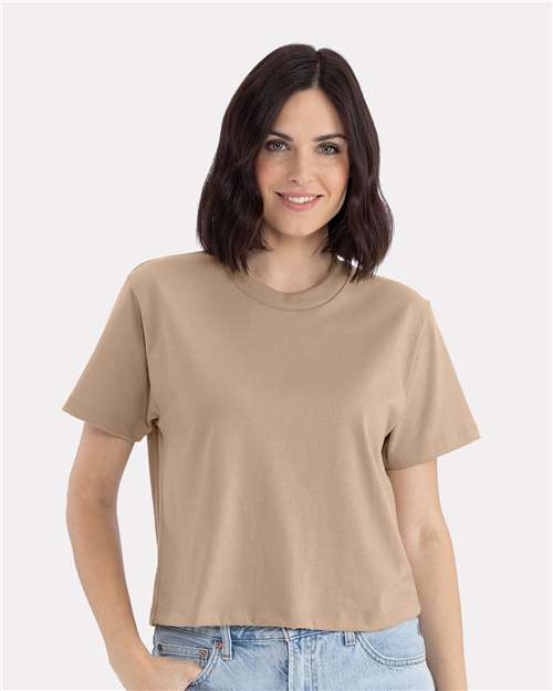 Next Level - Camiseta de corte cuadrado de peso pesado para mujer - 7610