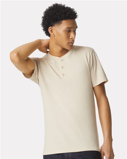 American Apparel - Camiseta unisex CVC Henley - 2004CVC