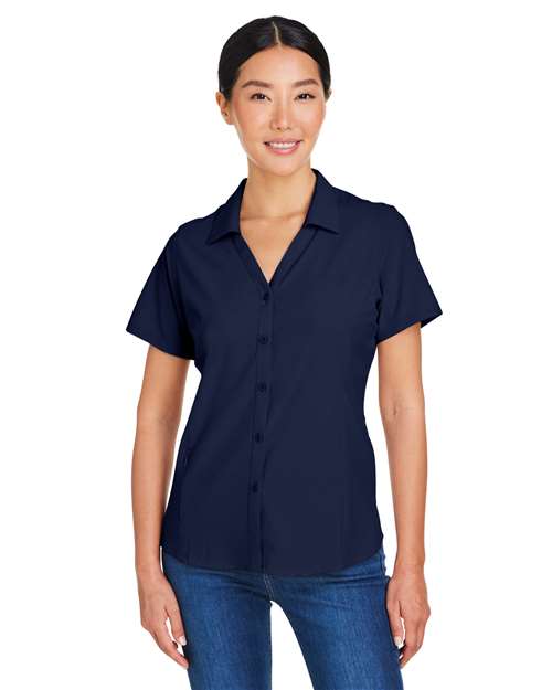 CORE365 - Camisa Ultra UVP® Marina para mujer - CE510W
