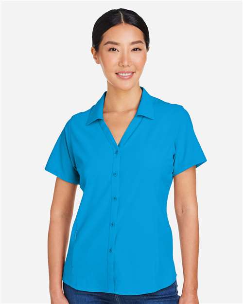 CORE365 - Camisa Ultra UVP® Marina para mujer - CE510W
