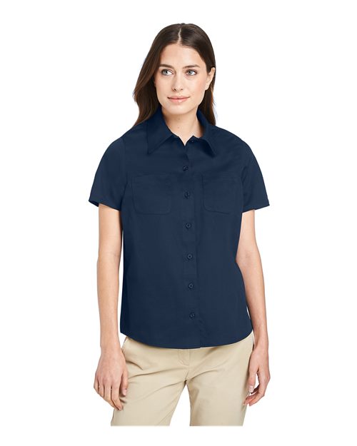 Harriton - Camisa de vestir de manga corta Advantage IL para mujer - M585W