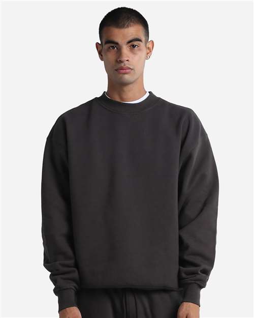 Shaka Wear - Sudadera de cuello redondo unisex Max Heavy Fleece teñida en prenda - SHGMC