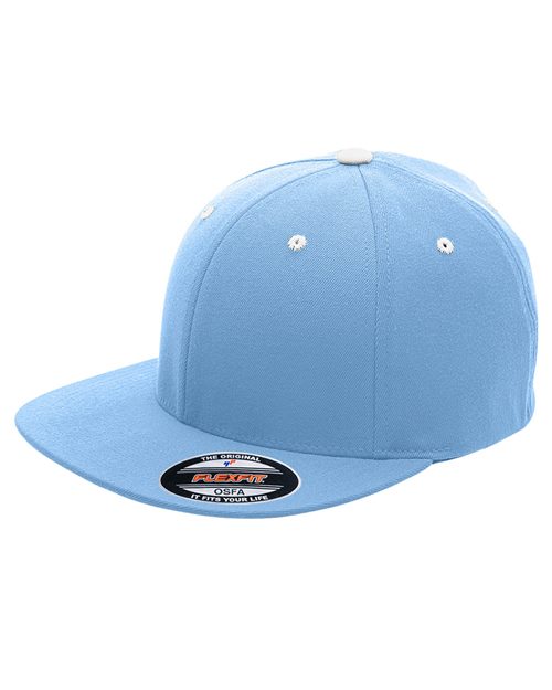 Gorra con ojales de contraste Pro-Formance® del Equipo 365 - ATB101