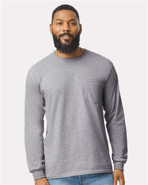 Gildan - Camiseta unisex de manga larga con bolsillo Ultra Cotton® - 2410