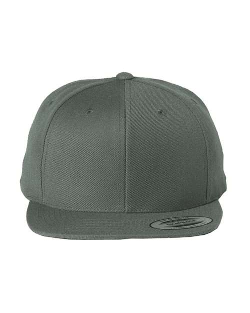 Gorra YP Classics Premium con visera plana y cierre a presión - 6089M