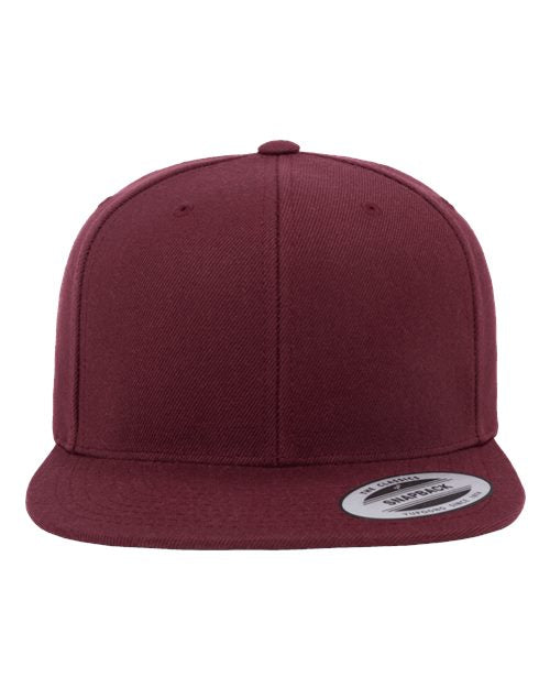 Gorra YP Classics Premium con visera plana y cierre a presión - 6089M