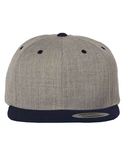 Gorra YP Classics Premium con visera plana y cierre a presión - 6089M