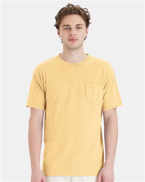 ComfortWash de Hanes - Camiseta unisex con bolsillo teñido - GDH150