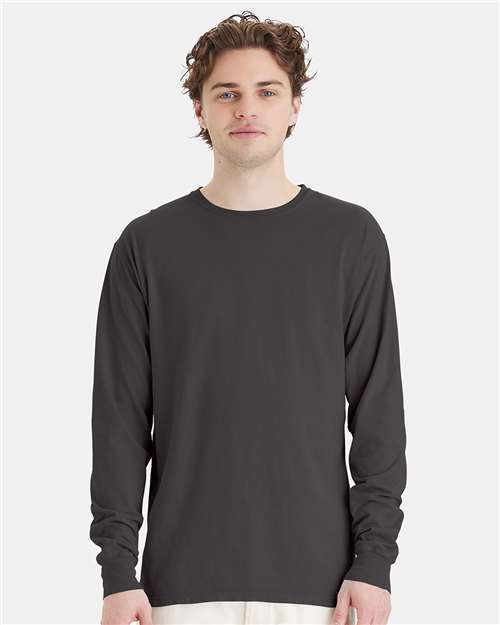 ComfortWash de Hanes - Camiseta unisex de manga larga teñida - GDH200