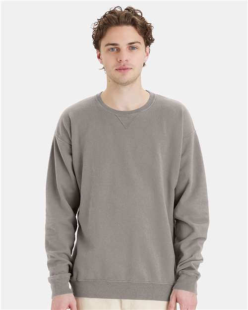 ComfortWash by Hanes - Sudadera unisex de cuello redondo teñida - GDH400