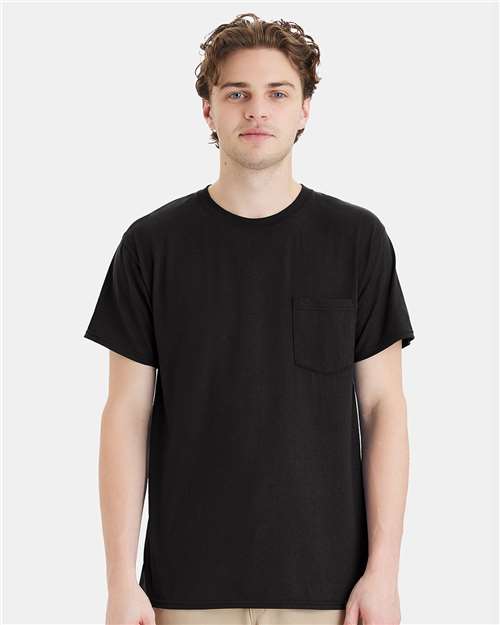 Hanes - Camiseta de trabajo unisex con bolsillo - W110
