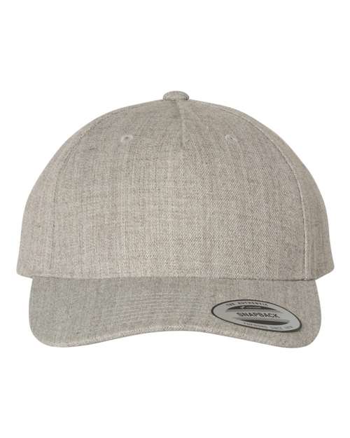 YP Classics - Gorra Snapback Premium de cinco paneles con visera curva - 5789M