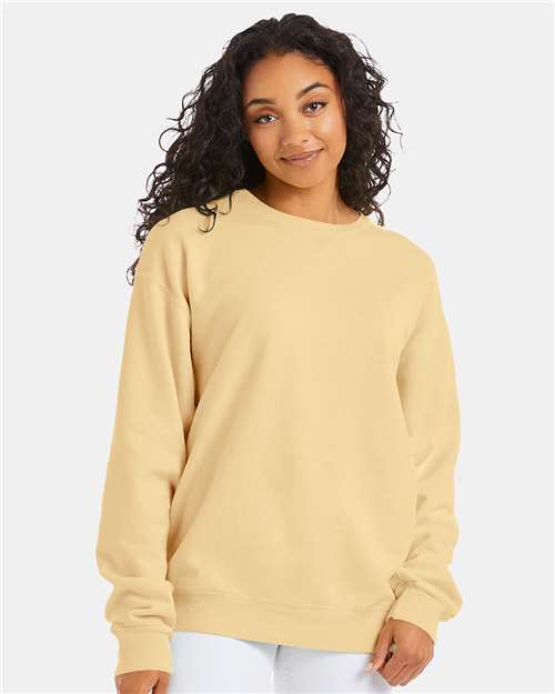 ComfortWash by Hanes - Sudadera unisex de cuello redondo teñida - GDH400